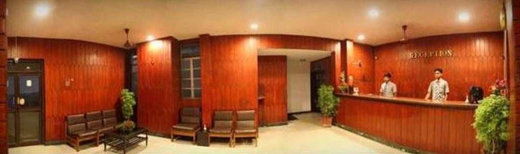 Hotel Ram International Pondichéry Extérieur photo