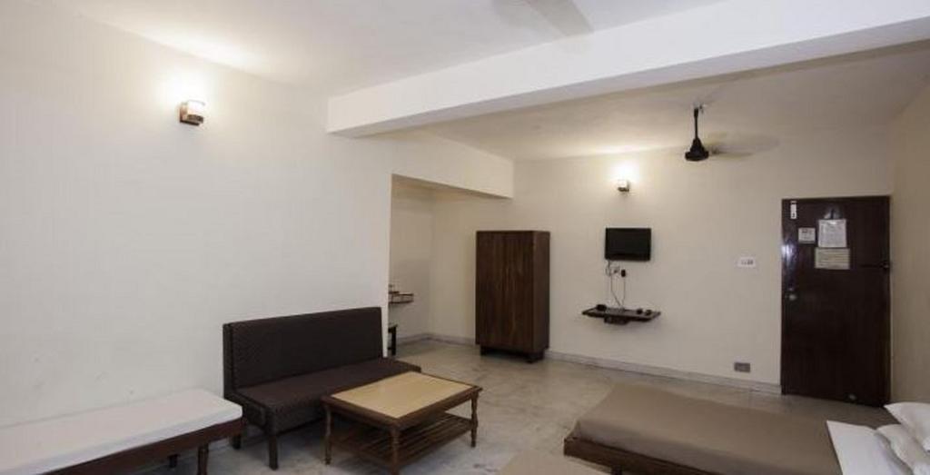 Hotel Ram International Pondichéry Extérieur photo